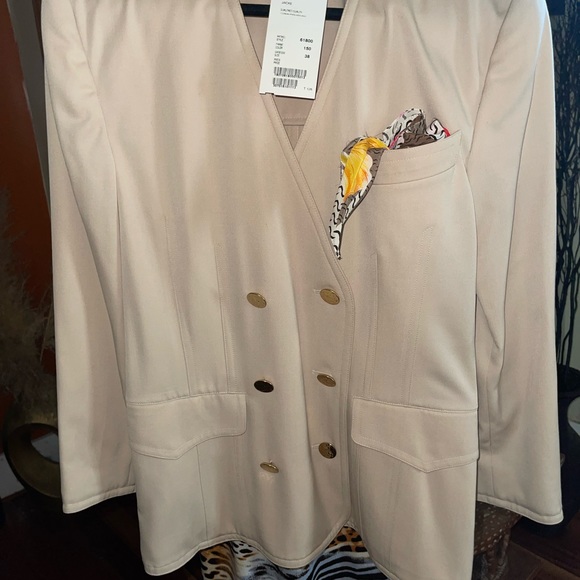 Escada Blazer and Scarf - Picture 5 of 5